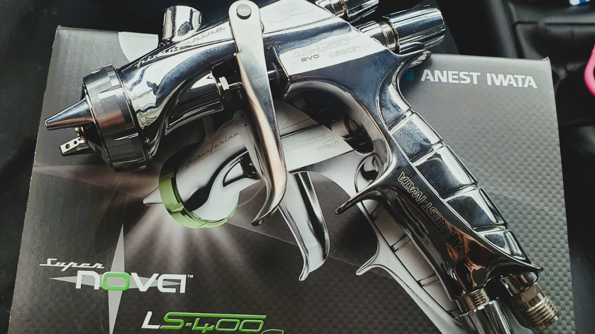 Пистолет за боядисване ANEST IWATA WS400 EVO Clear Super Nova